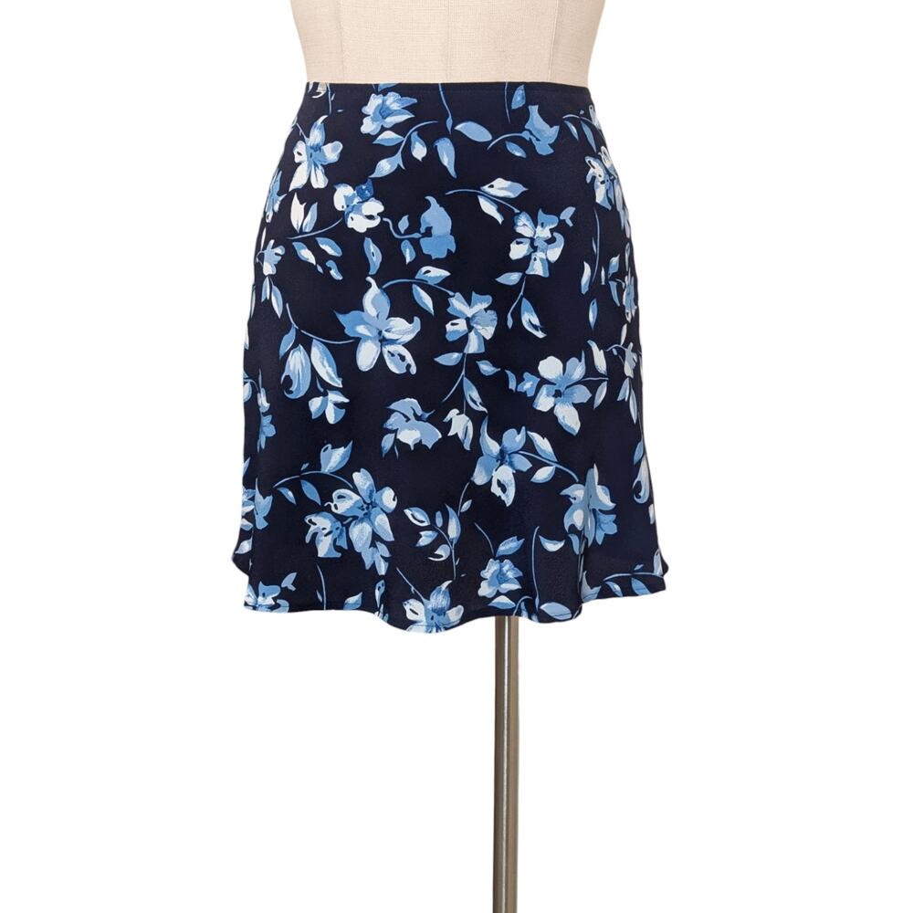 Vintage N.O.E 90'S Y2K Navy Blue Floral Mini Skirt 3/4 S